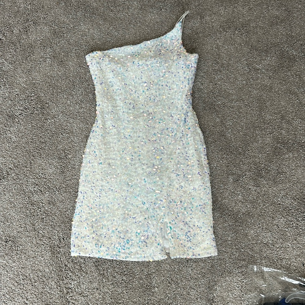 White sequins homecoming dress size small